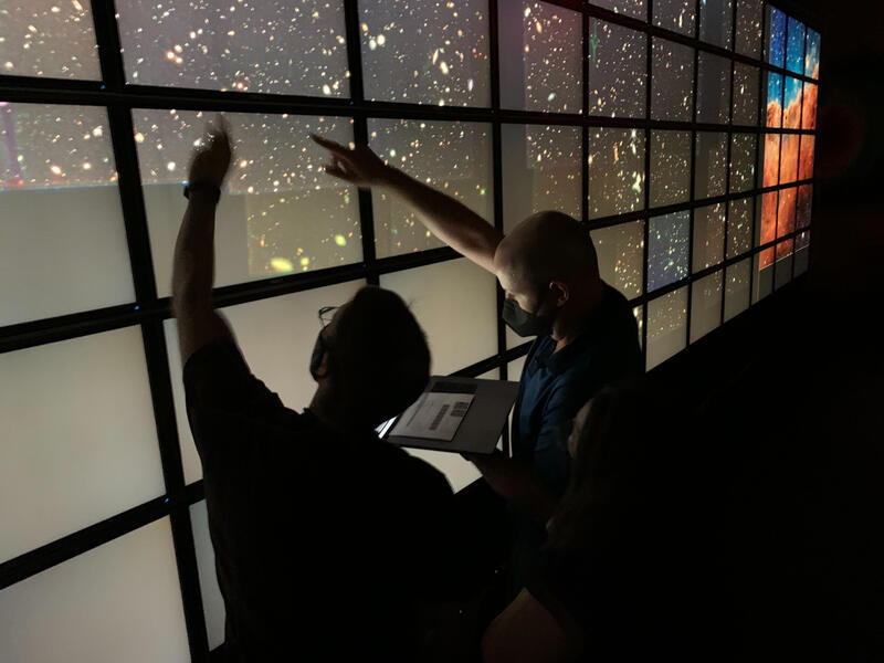 Diario Sur: Pablo Arrabal Haro, un malagueño en la &#39;sala de partos&#39; de las galaxias